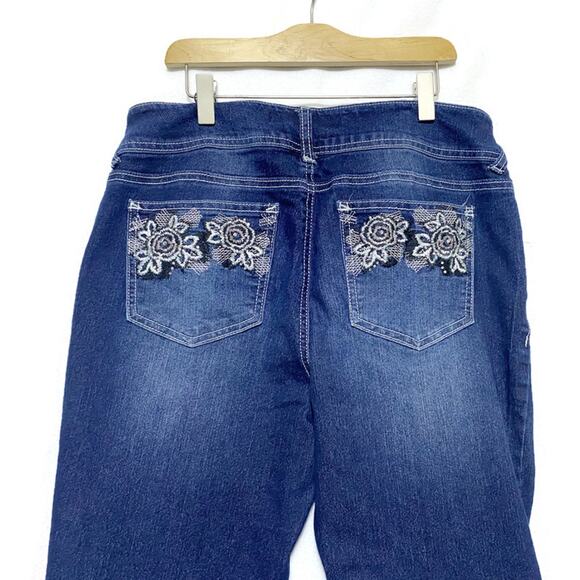 Wall Flower Denim Blue Jeans Girl's Size 3 Bootcut w/Embellished Back Pockets - Picture 3 of 7